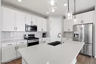 25632 N 20th Ln, Phoenix, AZ 85085 - Photo 5