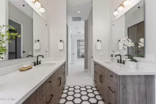 8002 E Williams Dr, Scottsdale, AZ 85255 - Photo 17