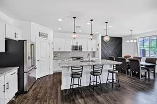 31974 N 124th Dr, Peoria, AZ 85383 - Photo 9