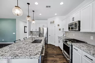 31974 N 124th Drive, Peoria, AZ 85383 - Photo 11