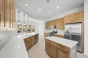 12887 W Fetlock Trail, Peoria, AZ 85383 - Photo 17