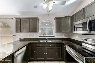 2421 N 125th Dr, Avondale, AZ 85392 - Photo 9