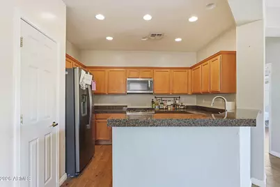 1724 W Hemingway Lane, Anthem, AZ 85086 - Photo 5