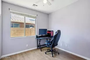 1724 W Hemingway Ln, Anthem, AZ 85086 - Photo 17