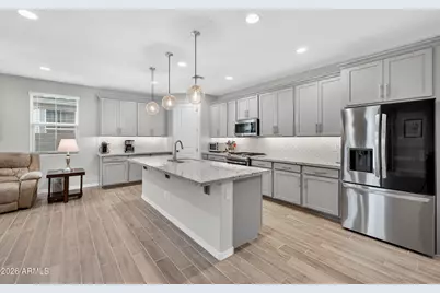 10218 W Piccadilly Road, Avondale, AZ 85392 - Photo 7