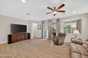 10218 W Piccadilly Rd, Avondale, AZ 85392 - Photo 9