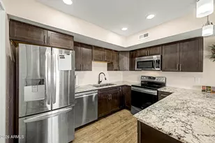 2737 W Junquillo Cir, Mesa, AZ 85202 - Photo 7