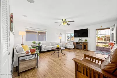 2737 W Junquillo Circle, Mesa, AZ 85202 - Photo 5