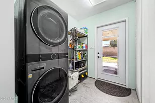 2737 W Junquillo Cir, Mesa, AZ 85202 - Photo 15