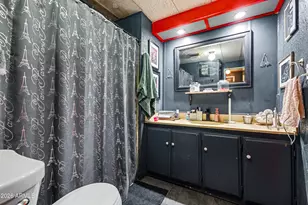 7410 S 43rd St, Phoenix, AZ 85042 - Photo 7