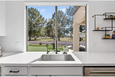 6735 E Gelding Drive, Scottsdale, AZ 85254 - Photo 15