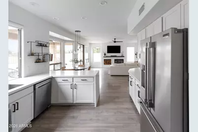 6735 E Gelding Drive, Scottsdale, AZ 85254 - Photo 11