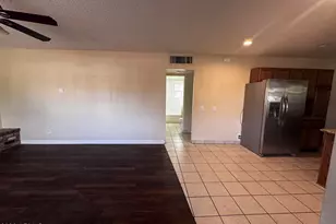 2323 E Mitchell Dr, Phoenix, AZ 85016 - Photo 3