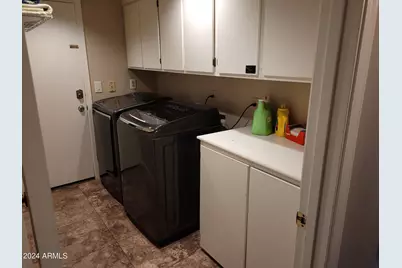 8729 W Columbine Drive, Peoria, AZ 85381 - Photo 11