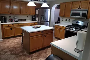 8729 W Columbine Dr, Peoria, AZ 85381 - Photo 7