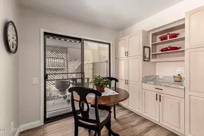 10010 E Sunnyslope Lane, Scottsdale, AZ 85258 - Photo 9