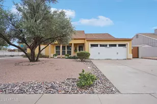 4471 E Kachina Trail, Phoenix, AZ 85044 - Photo 1