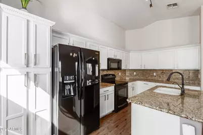 25835 W Whyman Street, Buckeye, AZ 85326 - Photo 11