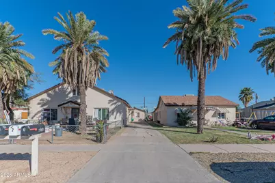2916 E Monroe Street, Phoenix, AZ 85034 - Photo 1