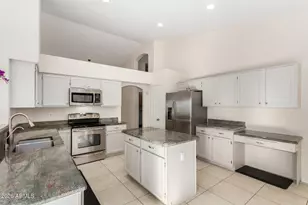 15427 S 6th Dr, Phoenix, AZ 85045 - Photo 11