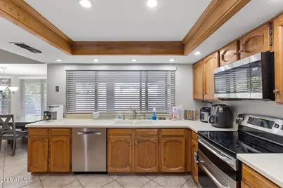 1906 E Caroline Lane, Tempe, AZ 85284 - Photo 1