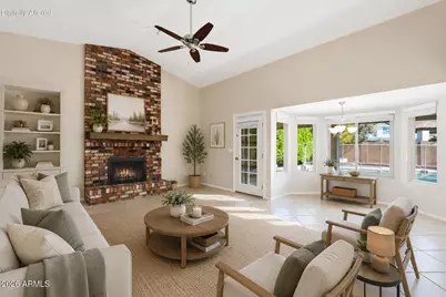 1906 E Caroline Lane, Tempe, AZ 85284 - Photo 1