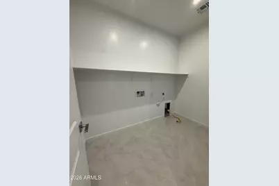 23957 W Carver Drive, Buckeye, AZ 85326 - Photo 9