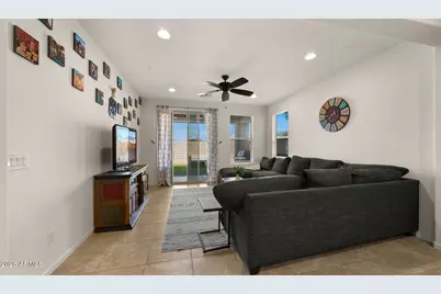 10562 E Corbin Avenue, Mesa, AZ 85212 - Photo 15