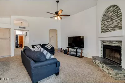 10186 Hacienda Drive, Goodyear, AZ 85338 - Photo 13