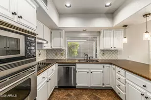 10709 E Champagne Dr, Sun Lakes, AZ 85248 - Photo 21