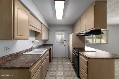 7931 E Monte Vista Road, Scottsdale, AZ 85257 - Photo 11