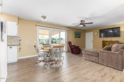 9625 W Briarwood Circle N, Sun City, AZ 85351 - Photo 9