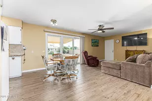 9625 W Briarwood Cir N, Sun City, AZ 85351 - Photo 9