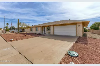 9625 W Briarwood Circle N, Sun City, AZ 85351 - Photo 3