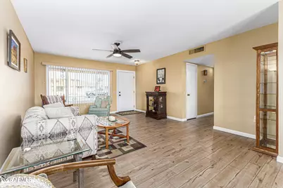 9625 W Briarwood Circle N, Sun City, AZ 85351 - Photo 5