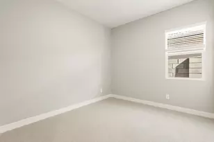 7754 N 78th Dr, Glendale, AZ 85303 - Photo 11