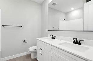 7754 N 78th Dr, Glendale, AZ 85303 - Photo 17