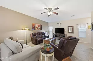 18514 N Jameson Dr, Maricopa, AZ 85138 - Photo 7