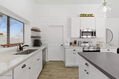 5501 E Emelita Avenue, Mesa, AZ 85206 - Photo 7