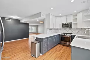 8225 E Berridge Ln, Scottsdale, AZ 85250 - Photo 15