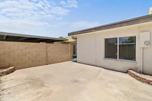 8225 E Berridge Ln, Scottsdale, AZ 85250 - Photo 23