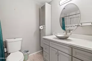 8225 E Berridge Ln, Scottsdale, AZ 85250 - Photo 11