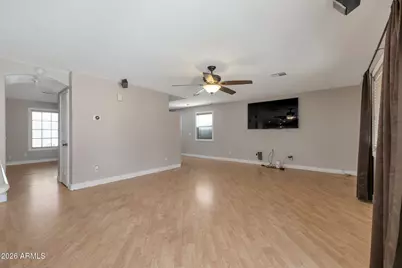 18160 N 89th Lane, Peoria, AZ 85382 - Photo 11