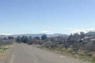 20154 E Prickly Pear Dr, Mayer, AZ 86333 - Photo 17