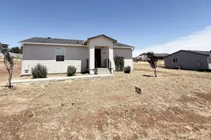 20154 E Prickly Pear Dr, Mayer, AZ 86333 - Photo 3