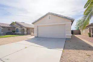 8563 W Mission Ln, Peoria, AZ 85345 - Photo 3