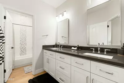 5456 E Woodridge Drive, Scottsdale, AZ 85254 - Photo 29