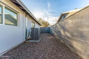 2421 N 68th St, Scottsdale, AZ 85257 - Photo 43