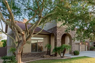 2409 W Woburn Ln, Phoenix, AZ 85085 - Photo 9