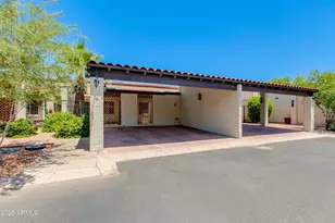 6 E Manzanita Dr, Phoenix, AZ 85020 - Photo 23